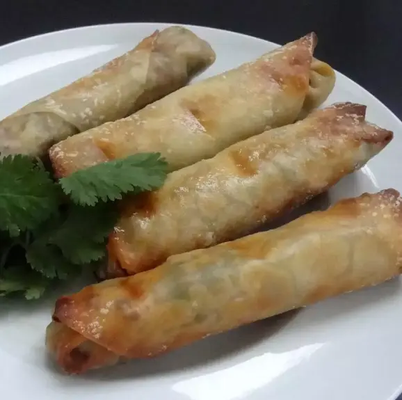 Air-Fried Spring Rolls: Crispy Perfection Without the Deep Fry 2 Homemade spring rolls