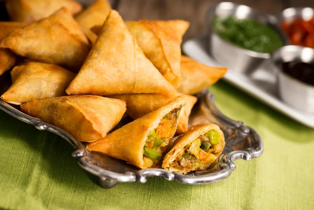 Samosa Cravings: Masterclass in Golden, Flaky Perfection 6 Samosa Cravings Masterclass