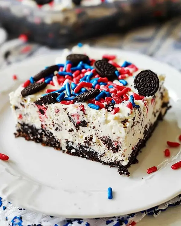No Bake Fireworks Oreo Cheesecake Bars 4 No Bake Fireworks Oreo Cheesecake Bars recipe
