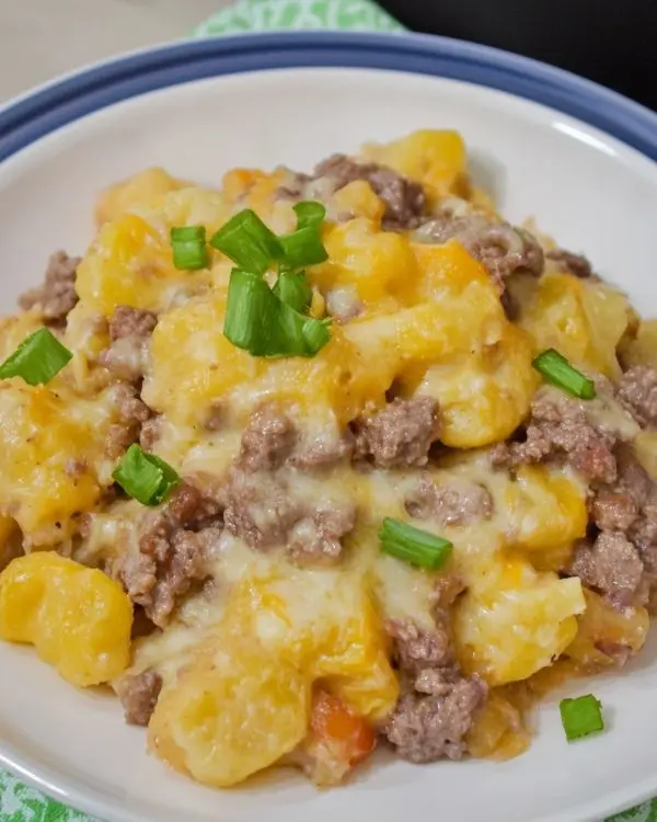Slow Cooker Cowboy Casserole 4 Cheesy Casserole In Slow Cooker