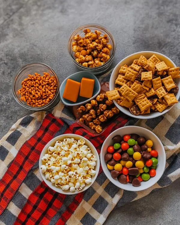 Harvest Popcorn Snack Mix 2 Fall Snack Mixes recipe