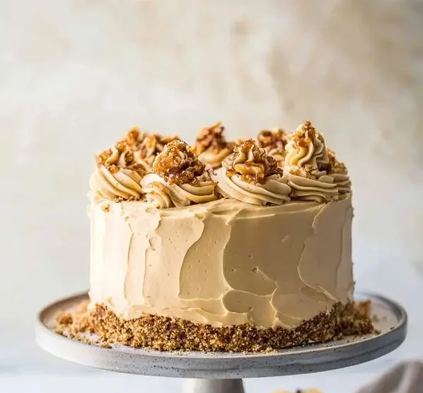 Apple Cider Cake with Salted Caramel Buttercream 2 Apple Cider Cake with Salted Caramel Buttercream recipe