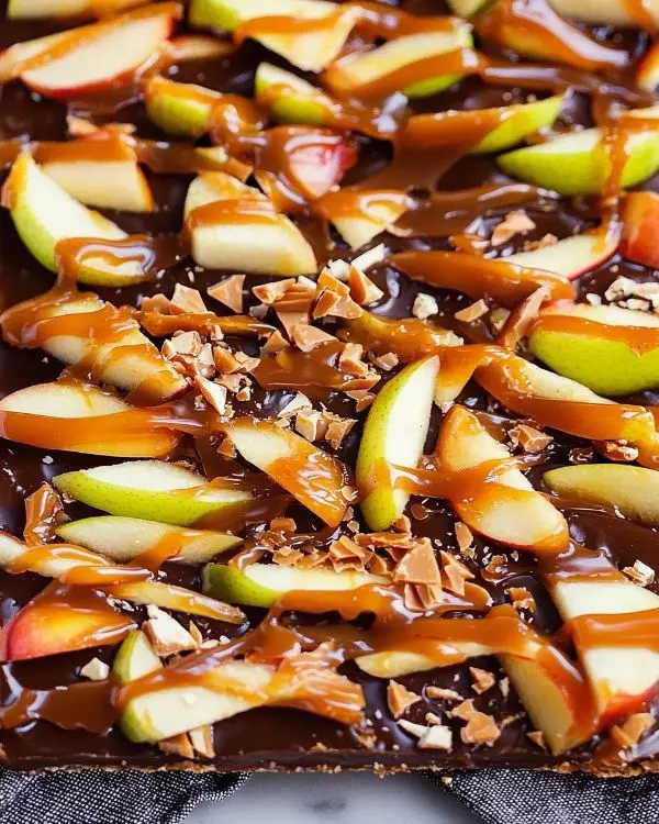 Ultimate Caramel Apple Bark 3 Delicious Caramel Apple Bark