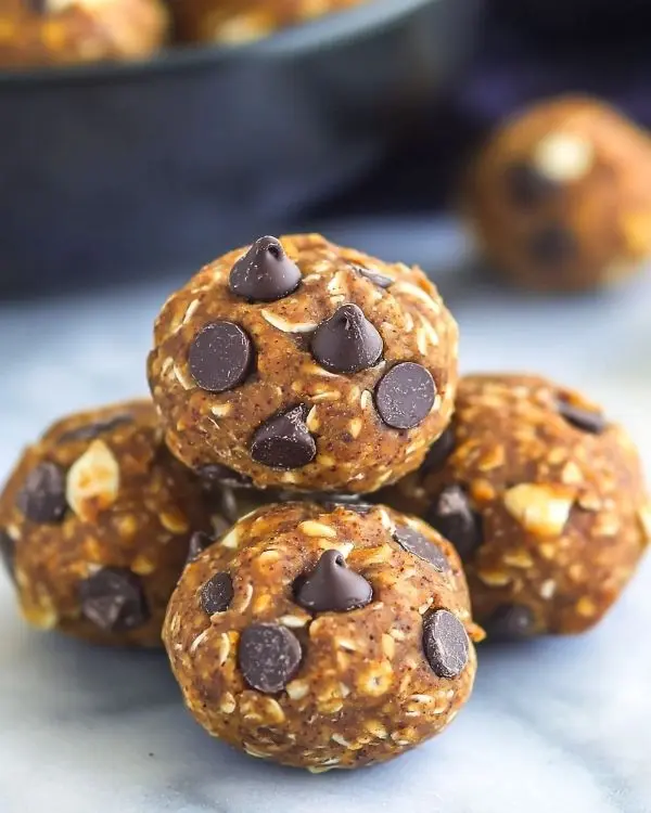 Healthy Pumpkin Chocolate Chip Energy Bites 3 Healthy Pumpkin Chocolate Chip Energy Bites recipe