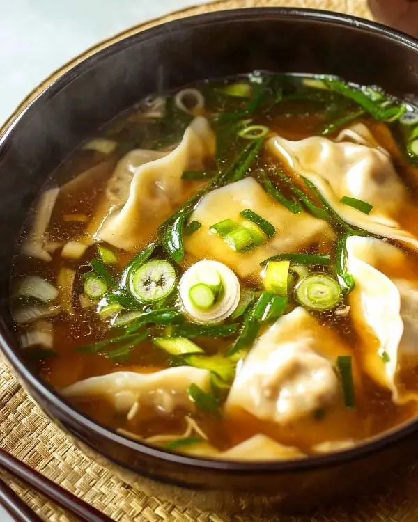 Gyoza Soup: Japanese Dumpling Comfort Bowl 3 Japanese Dumpling Soup