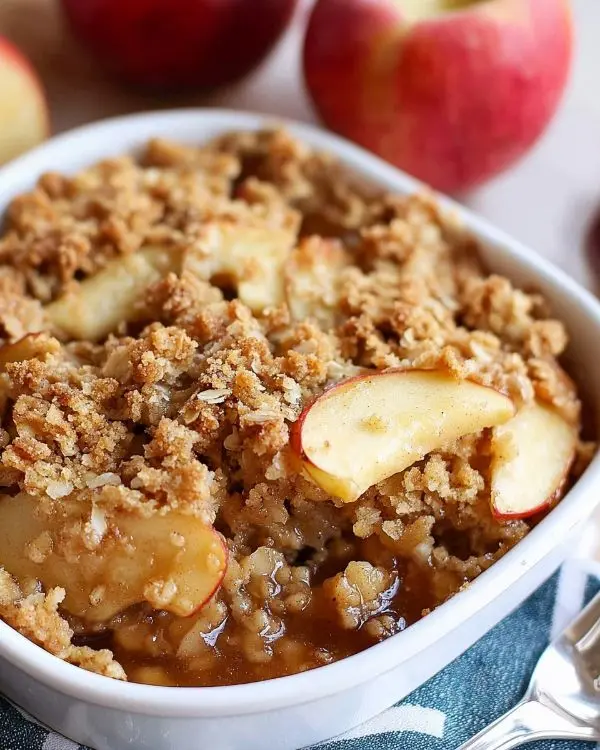 The BEST Apple Crisp Recipe 4 BEST Apple Crisp Recipe