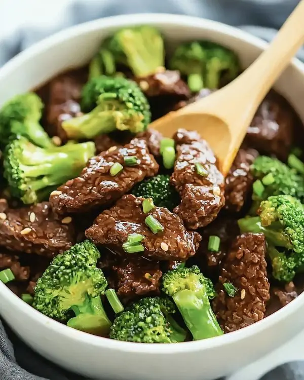 Easy 30-Minute Instant Pot Beef And Broccoli 3 Easy Ginger Garlic Instant Pot Beef and Broccoli Recipe