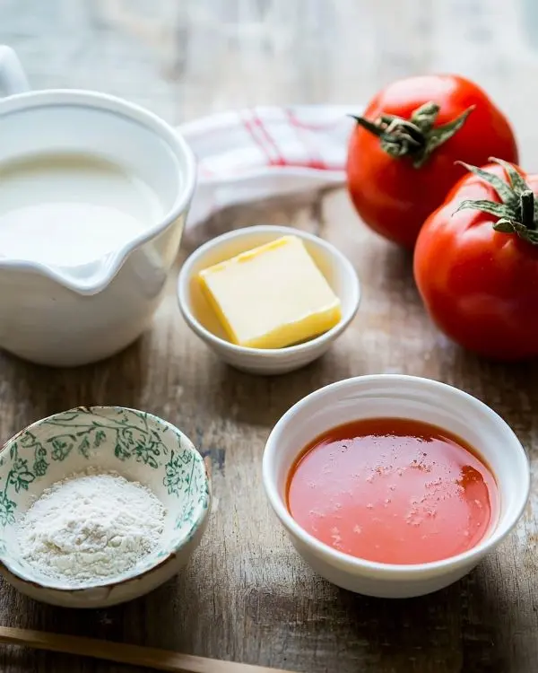 Main ingredients for Creamy Tomato Soup