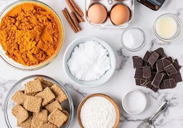 Pumpkin S'mores Cheesecake Bars 2 Main ingredients for Pumpkin Smore Cookies