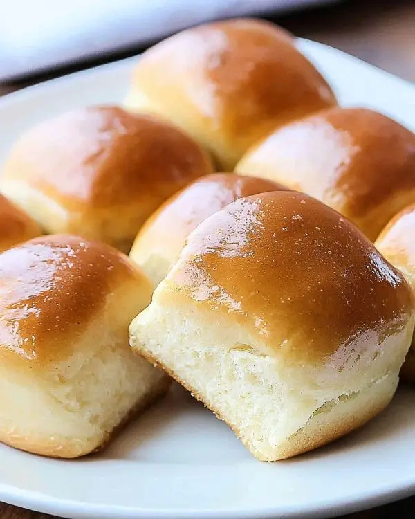 Homemade Texas Roadhouse Rolls 3 Texas Roadhouse Rolls