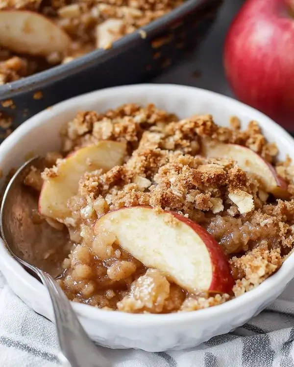 The BEST Apple Crisp Recipe 3 The BEST Apple Crisp