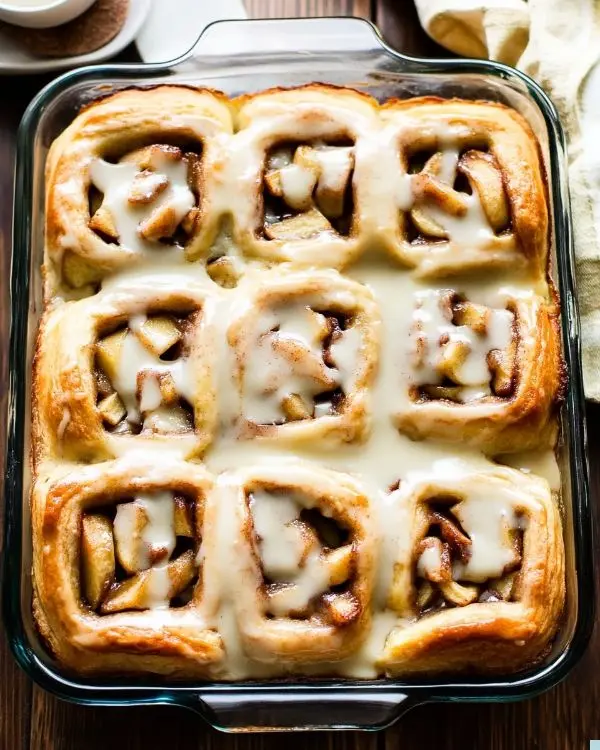 Sweet Apple Cinnamon Rolls 3 Sweet Apple Cinnamon Rolls Recipe