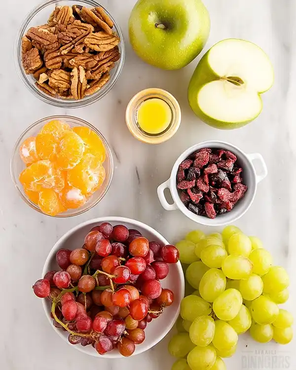 Thanksgiving Fruit Salad's ingredients