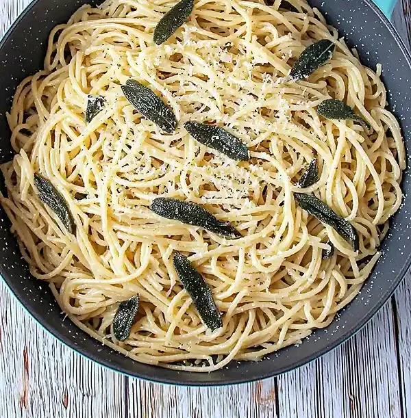 5-Ingredient Brown Butter and Sage Pasta 6 Brown Butter and Sage Pasta