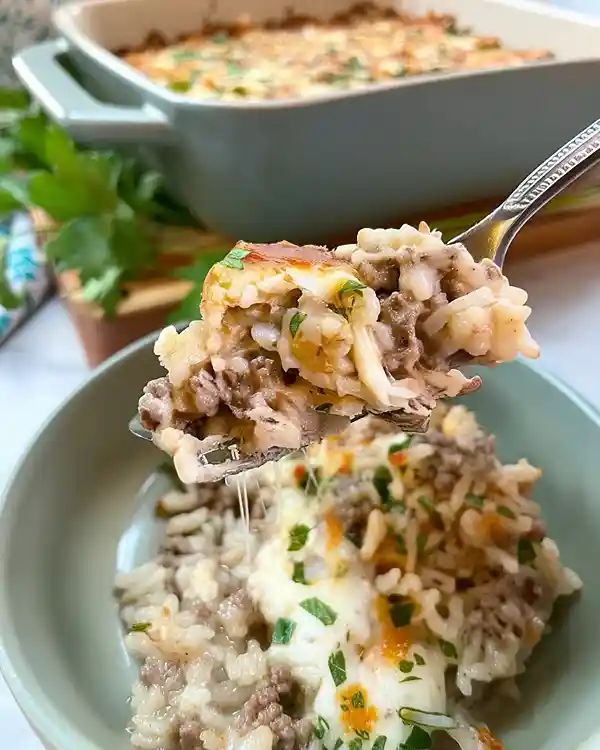 Cheesy Hamburger Rice Casserole 5 Easy Cheesy Hamburger Rice Casserole