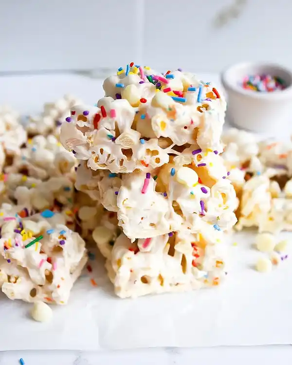 Funfetti Marshmallow Popcorn 7 Funfetti Marshmallow Popcorn Recipe