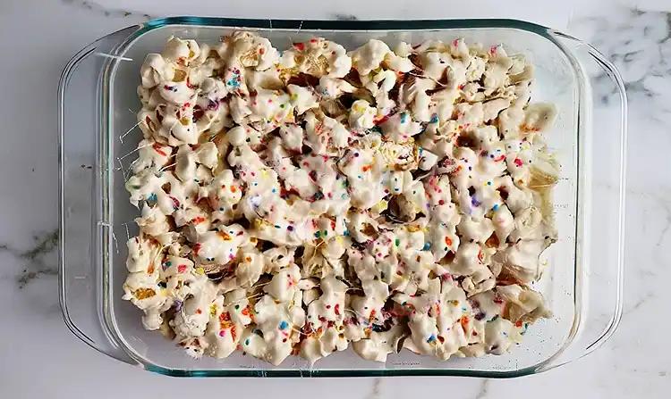 Funfetti Marshmallow Popcorn 6 Marshmallow Popcorn