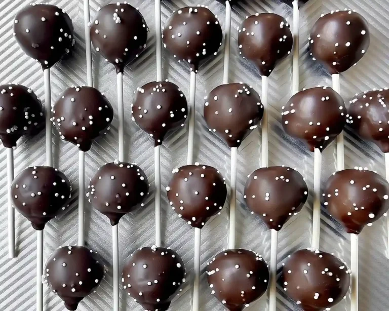 Starbucks Copycat Chocolate Cake Pops