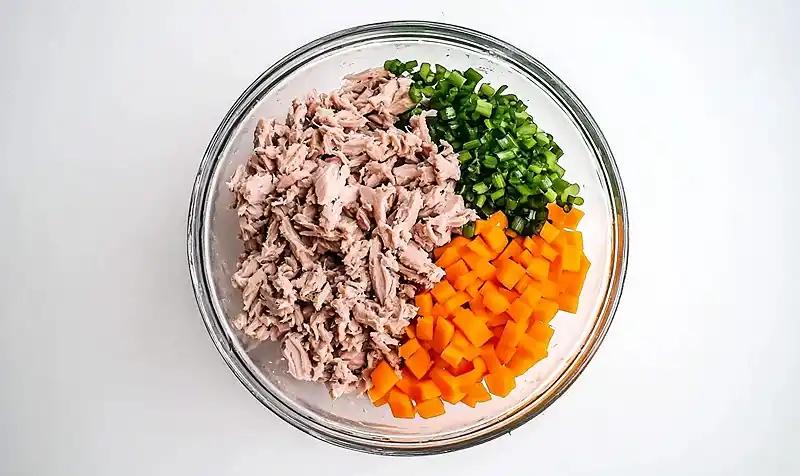 Crustless Tuna Breakfast preparing ingredients