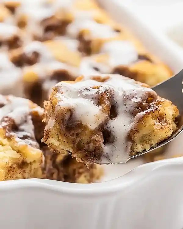 Sweet Cinnamon Roll Casserole 2 Easy Cinnamon Roll Casserole