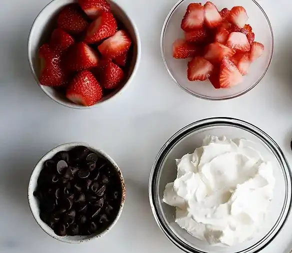 Ingredients for Chocolate Strawberry Yogurt Clusters