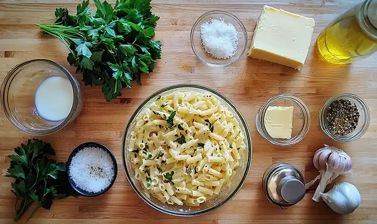 One Pot Creamy Garlic Pasta 4 Main ingredients for One Pot Creamy Garlic Pasta
