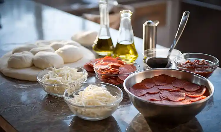 Pizza Roses For A Romantic Dinner