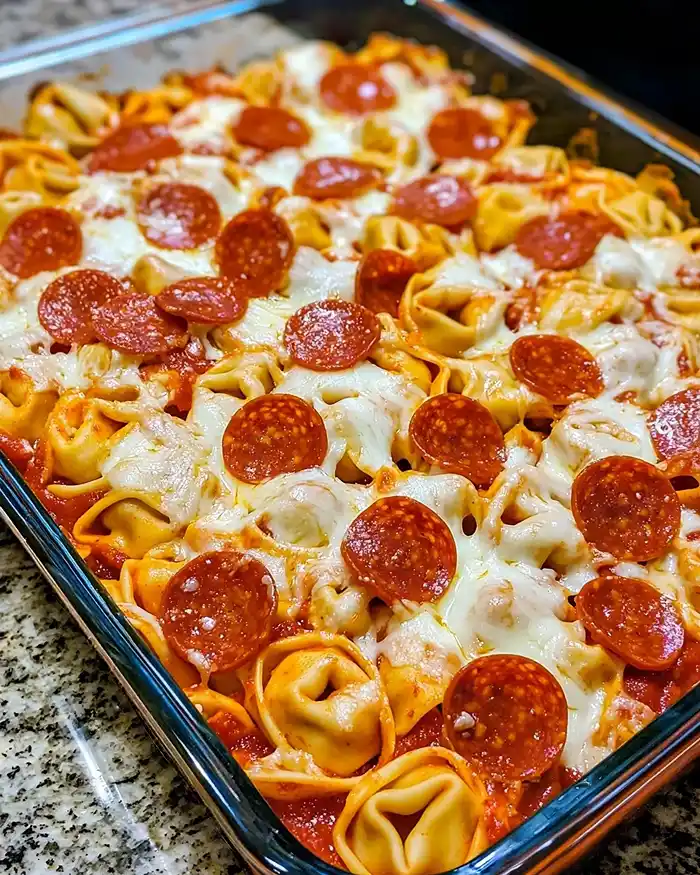 Cheesy Pizza Tortellini Bake 2 Pizza Tortellini Bake