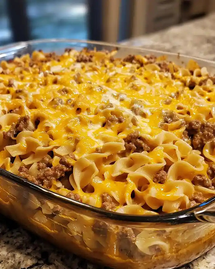 Spicy Cheesy Sour Cream Beef Noodle Bake