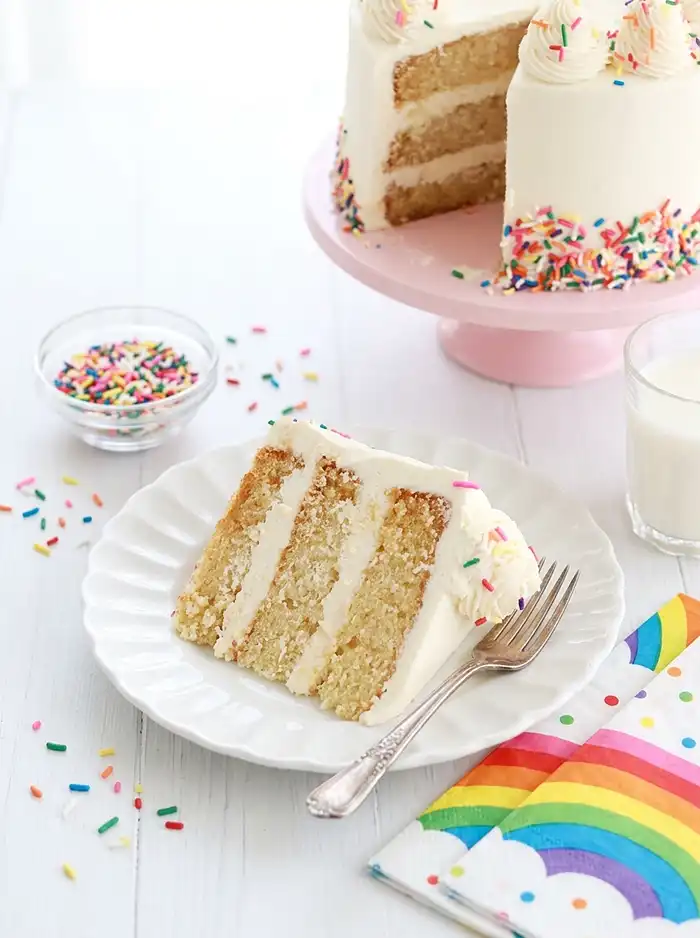 simple eggless vanilla cake recipe​